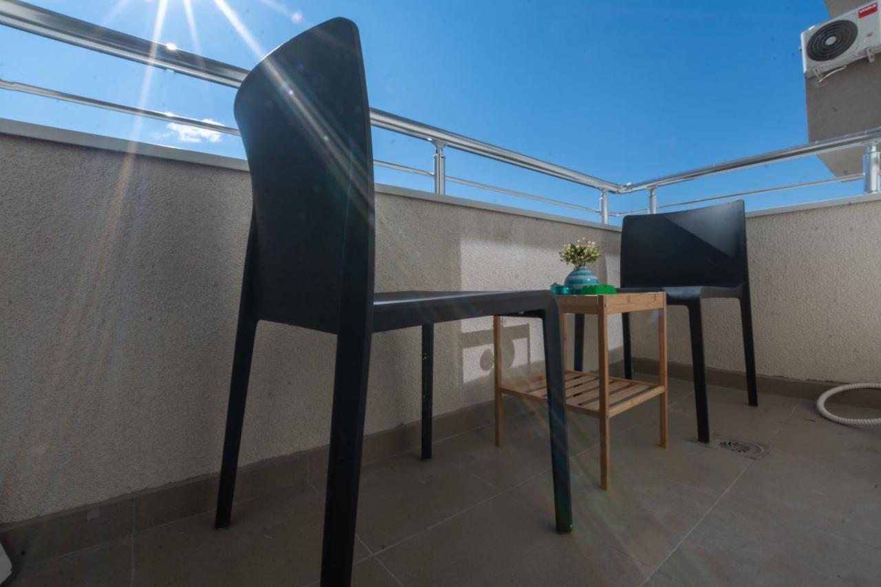 Апартаменты • Charming ǀ Near City Mall ǀ 1Br • Скопье Экстерьер фото